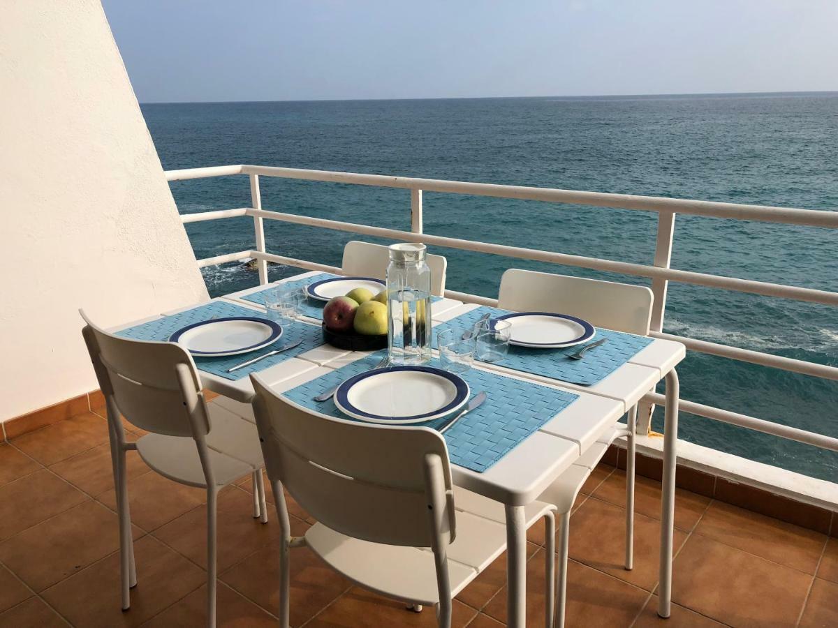 Apartamento Ponent - Espectaculares vistas al mar Sant Pol de Mar Exterior foto