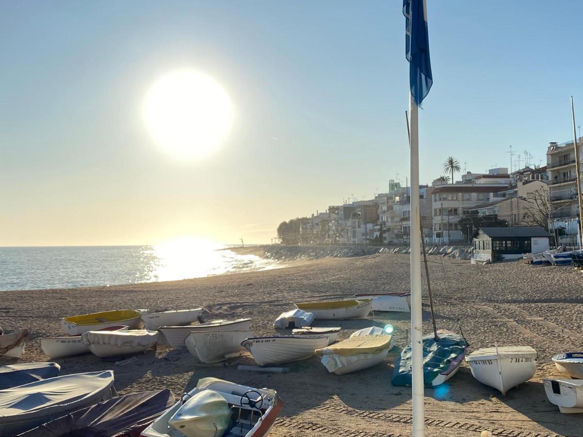 Apartamento Ponent - Espectaculares vistas al mar Sant Pol de Mar Exterior foto